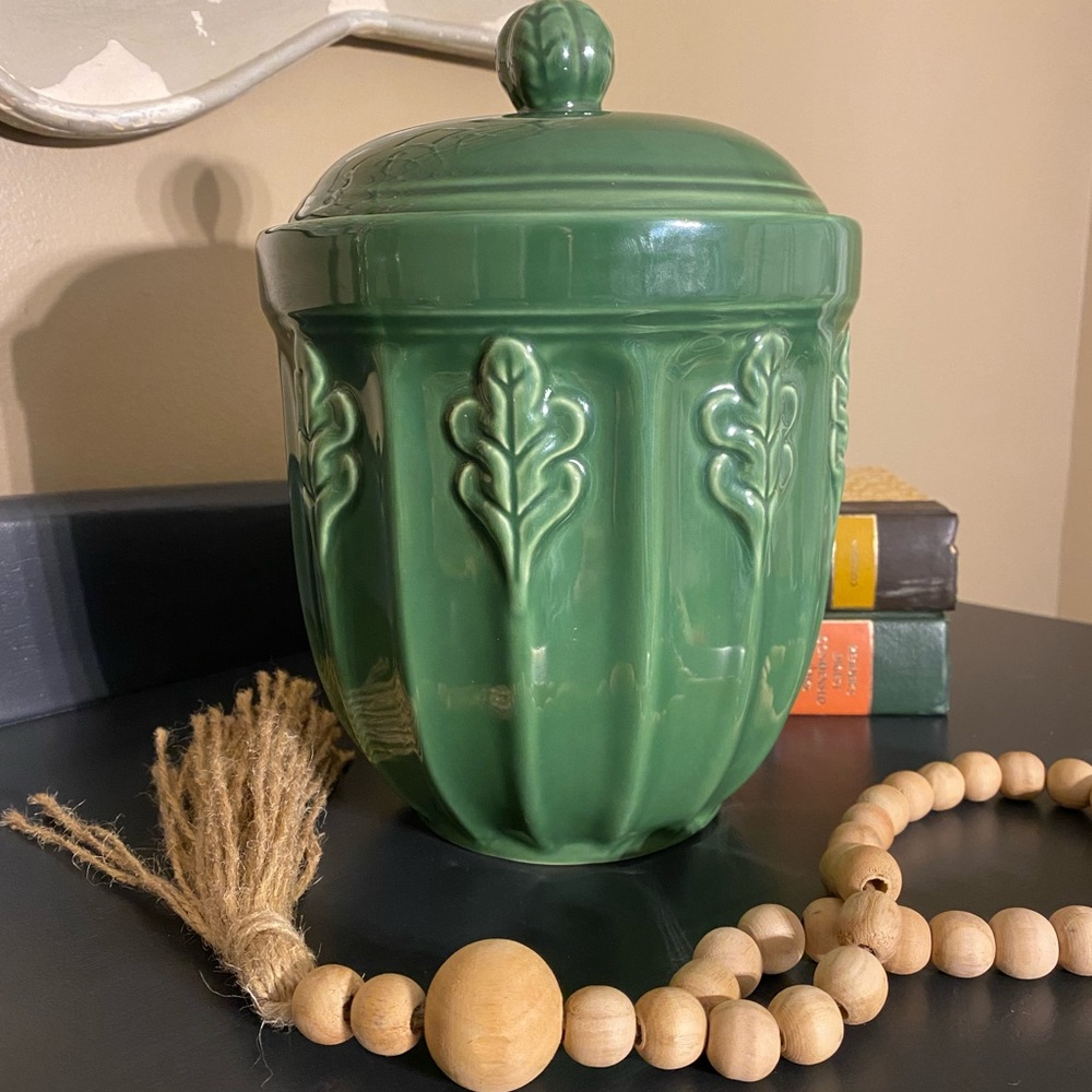 Vintage Furio Oak Leaf Canister